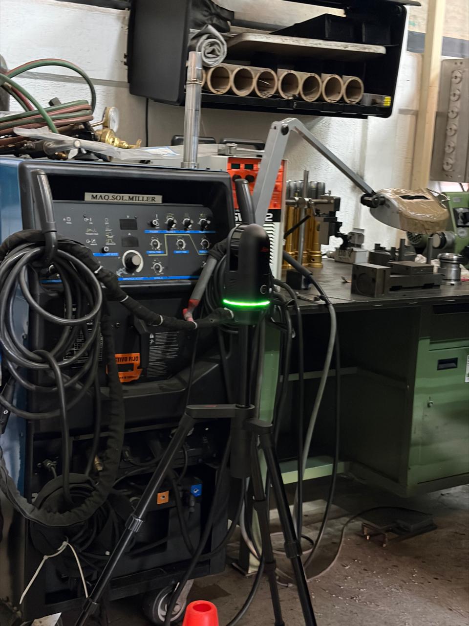 Subestación eléctrica de media tensión en planta industrial